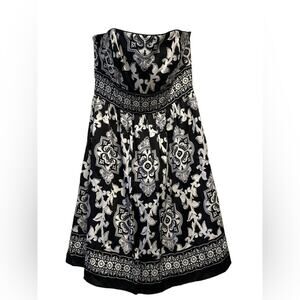White House Black Market - Black and White Strapless Cocktail Dress - Size 8